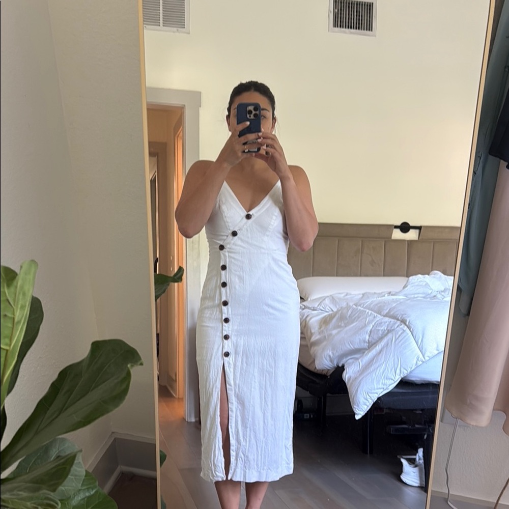 UO White Linen Maxi